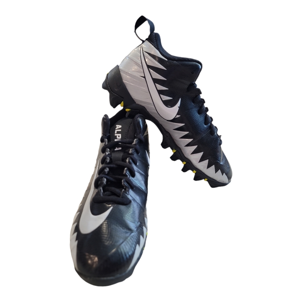 Nike Alpha Menace Shark Football 3Y black silver TPU cleat midtop heel pull loop